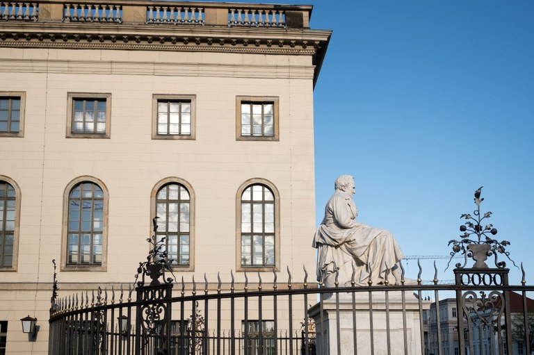 RS2201_Hauptgebäude der HU _Matthias Heyde-19-lpr.jpg