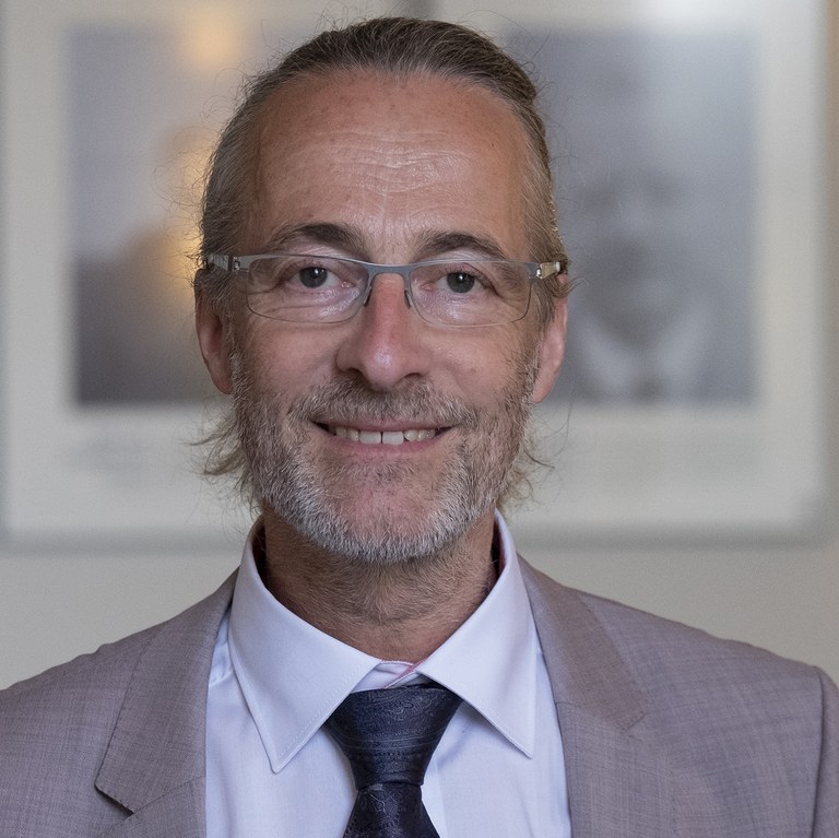 christoph_schneider_quad.jpg